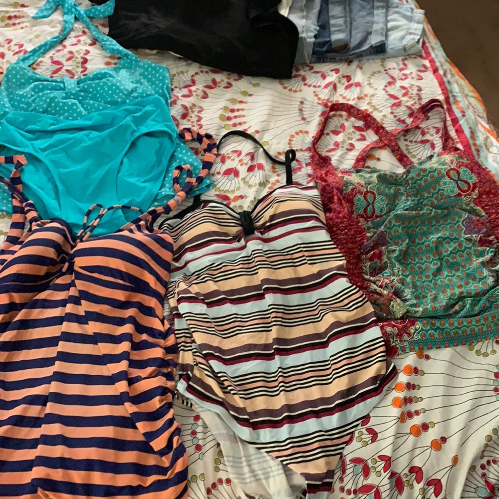 Maternity bathing suits
